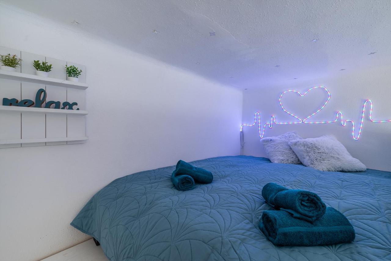 Sunny Dots Apartment - Free Parking! 부다페스트 외부 사진