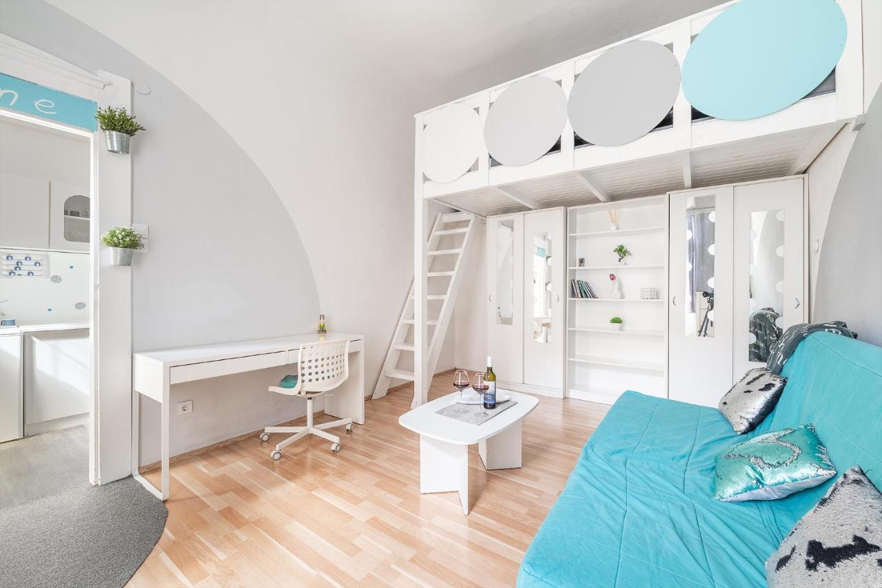Sunny Dots Apartment - Free Parking! 부다페스트 외부 사진